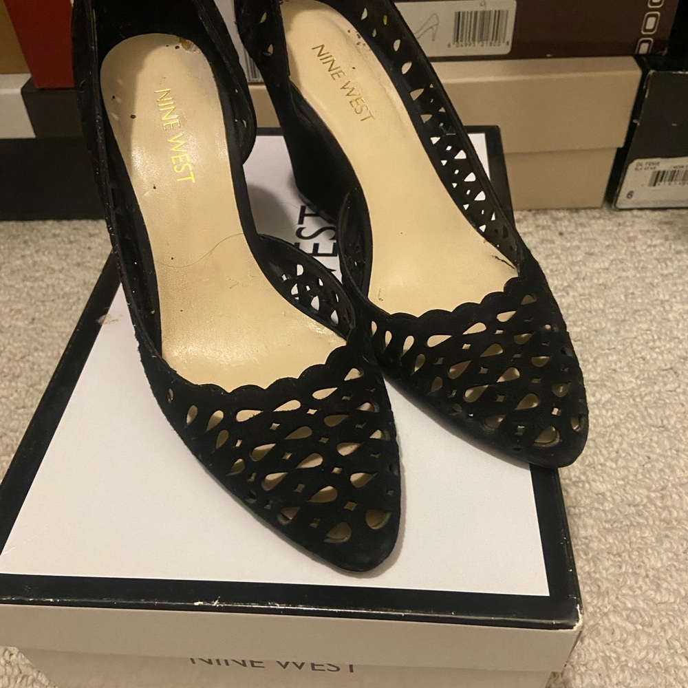 Nine West Black Suede Heels with Cut-Out Design
